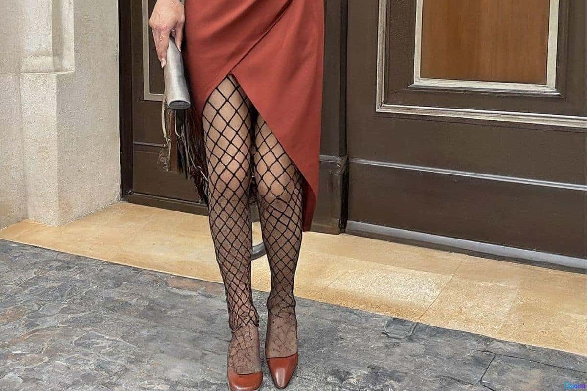 Como usar meia arrastão com vestido de forma elegante para looks sofisticados