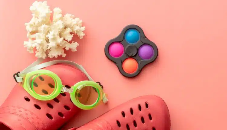 Crocs feminino: como usar com estilo no dia a dia de forma prática e moderna