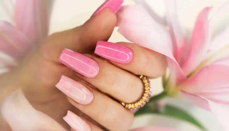 Qual o esmalte rosa mais intenso da Colorama? Veja o tom que dura mais