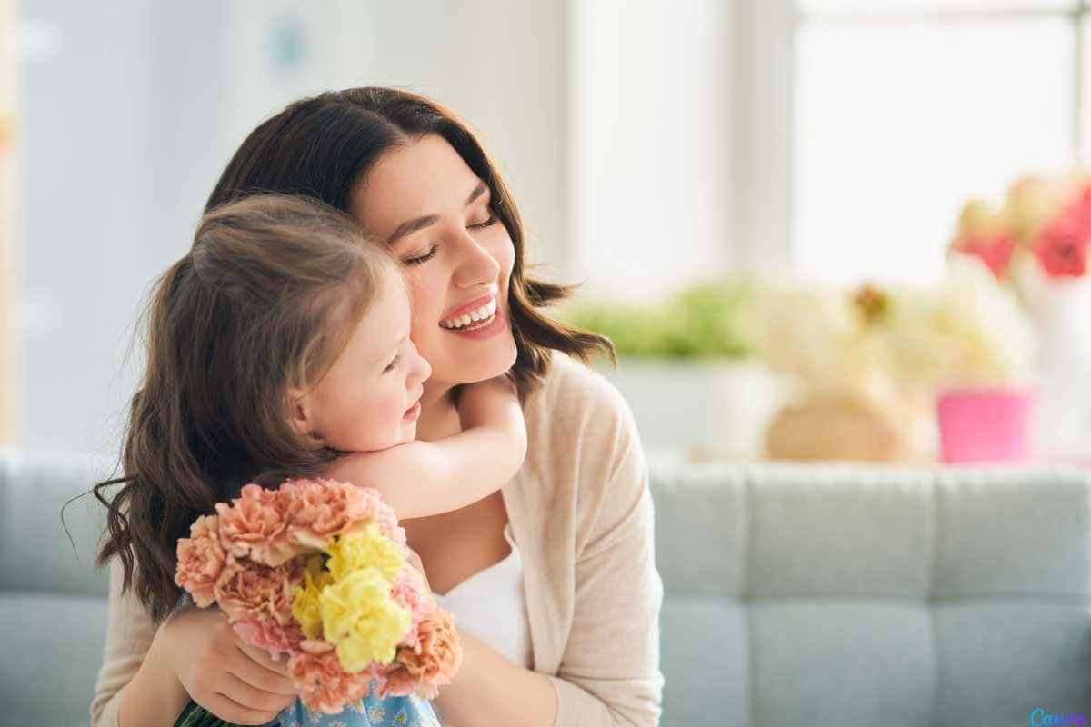 Frases prontas para quem quer homenagear mãe com palavras sinceras para expressar amor e gratidão