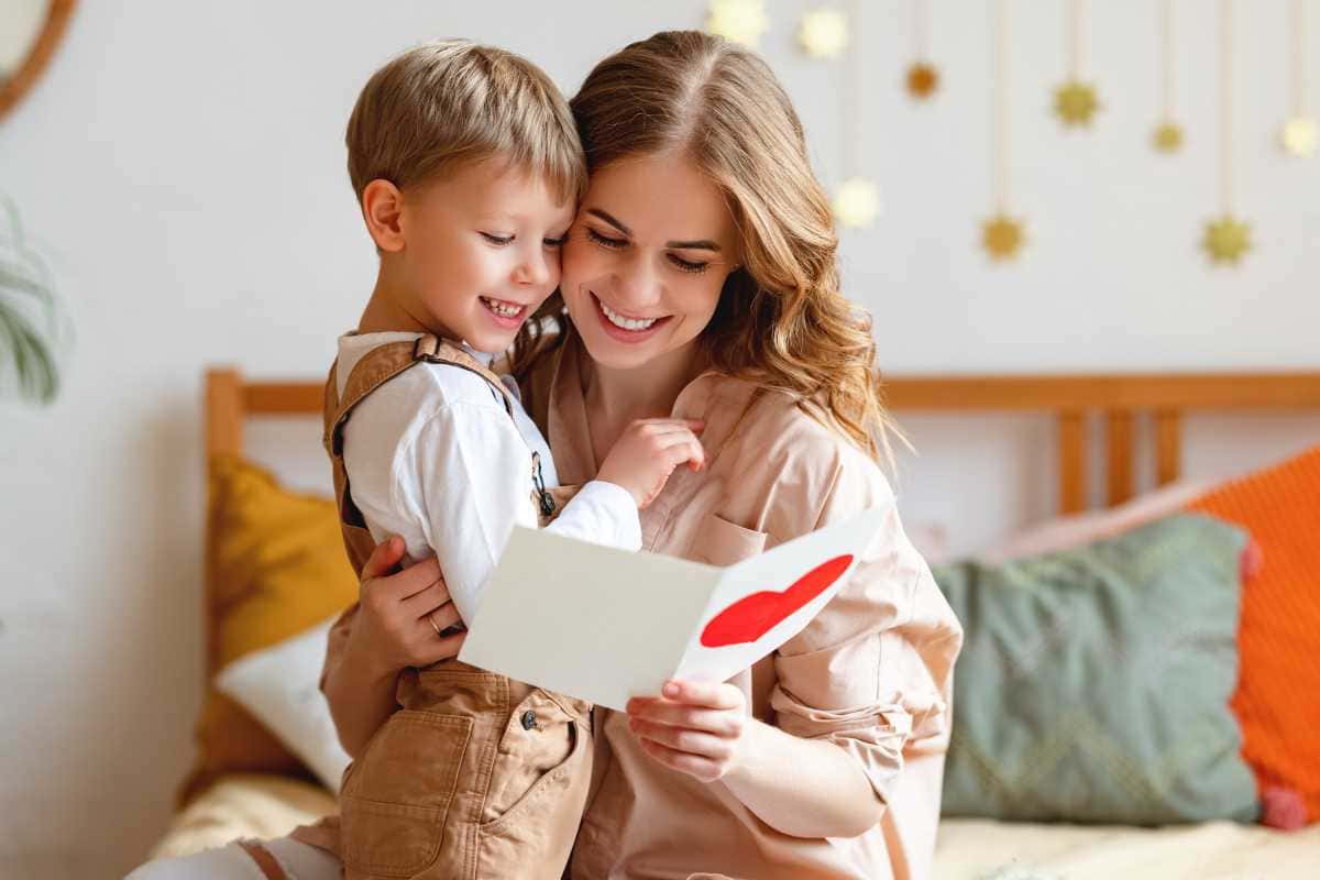 Frases para mãe que criam conexão e mostram que você realmente prestou atenção para fortalecer o vínculo afetivo