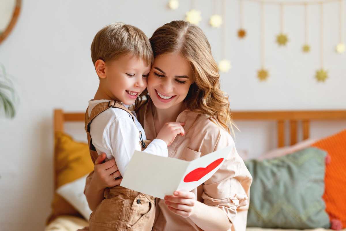Mensagem simples de Dia das Mães para quem não é boa com palavras: ideias práticas e sinceras