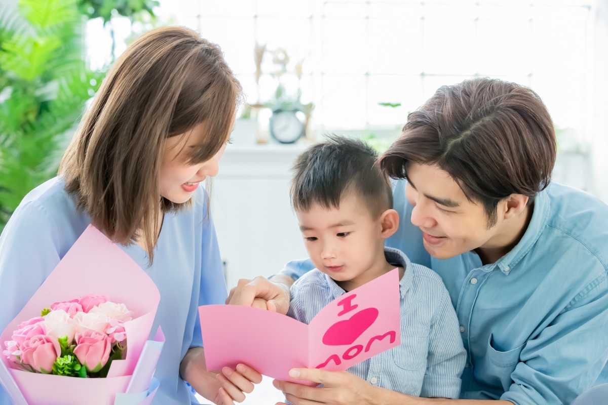 Ideias de Mensagens Simples para Diferentes Mães e Famílias