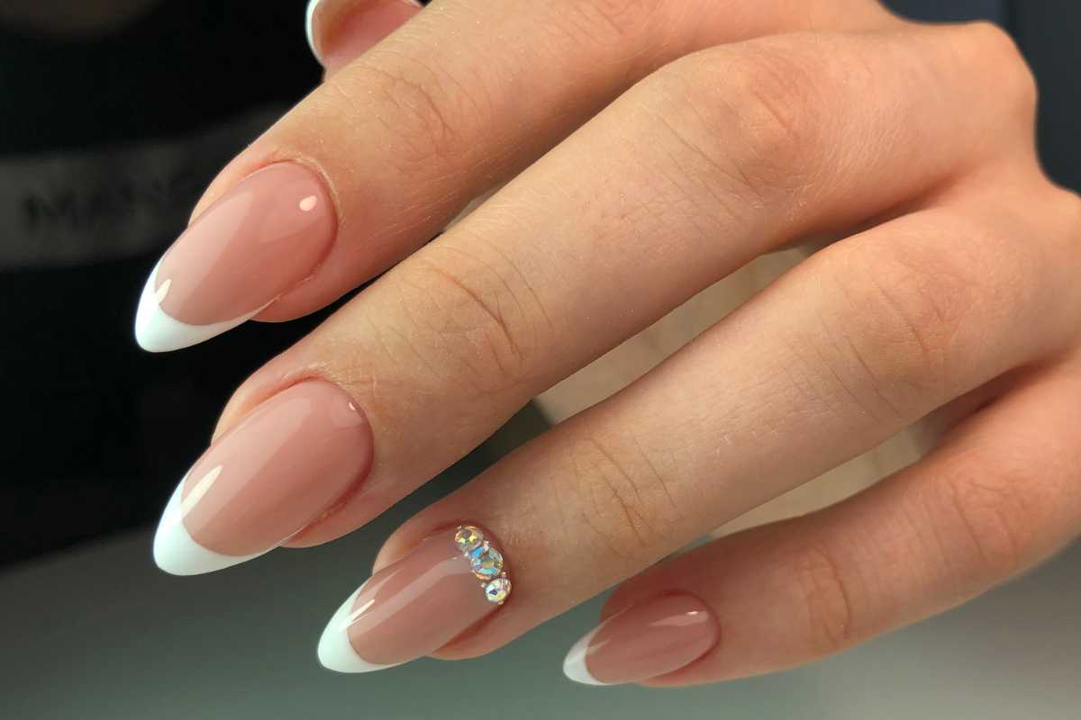 Pequenos cuidados que deixam minhas unhas mais fortes sem precisar de salão: dicas práticas e eficazes