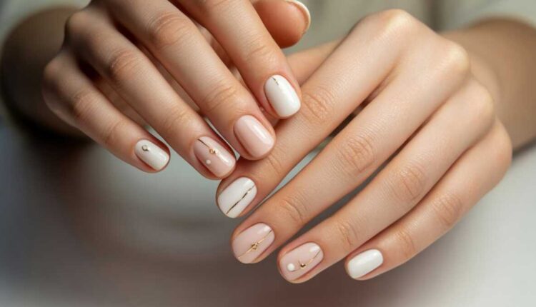 Unhas decoradas minimalistas que estão conquistando as redes sociais com estilo e praticidade