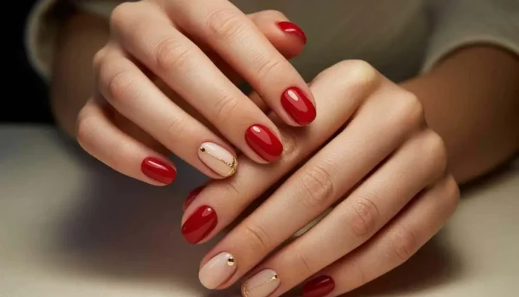 Unhas vermelhas decoradas: inspirações irresistíveis para quem quer impacto sem exagero