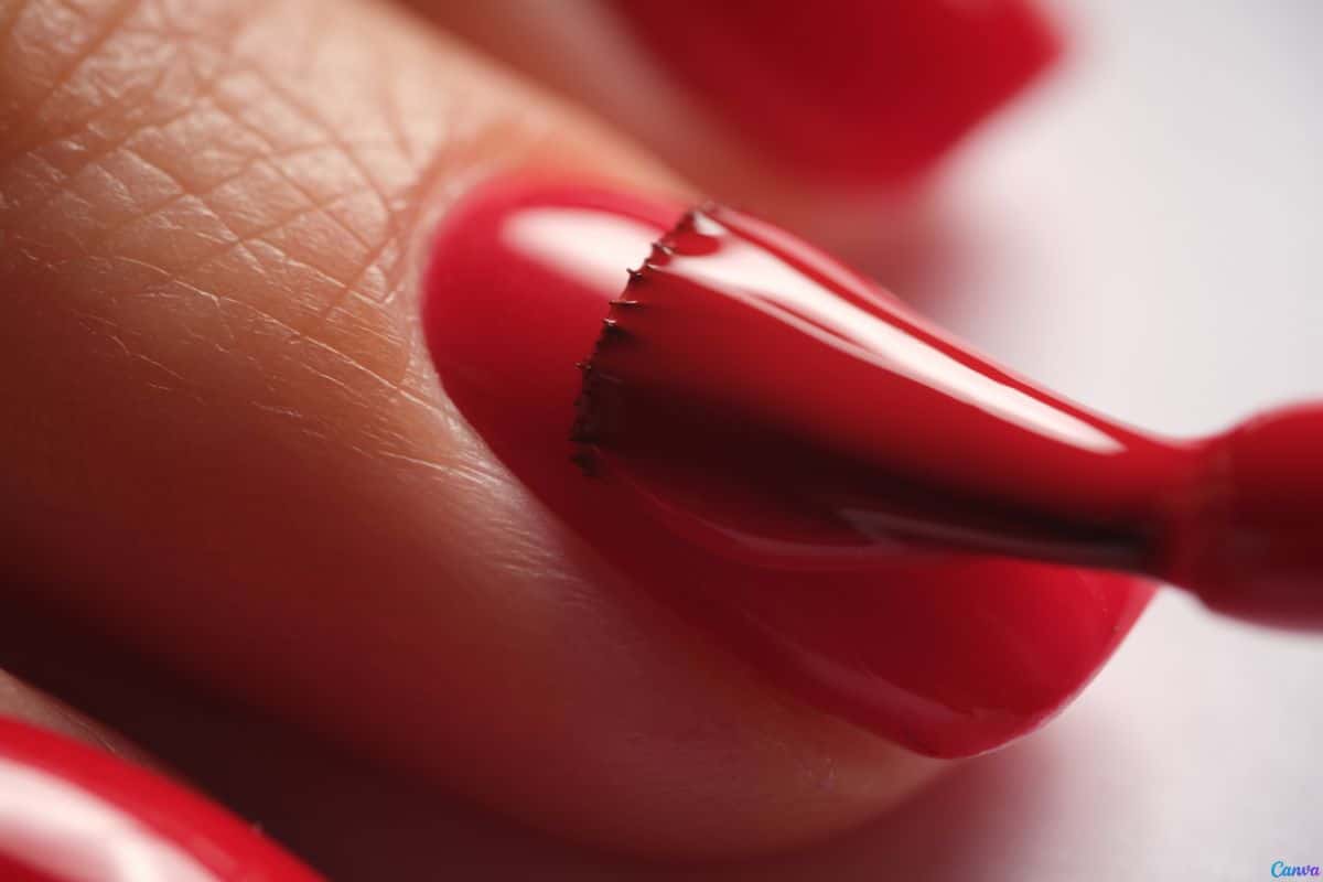 Unhas vermelhas elegantes inspirações para arrasar em qualquer ocasião
