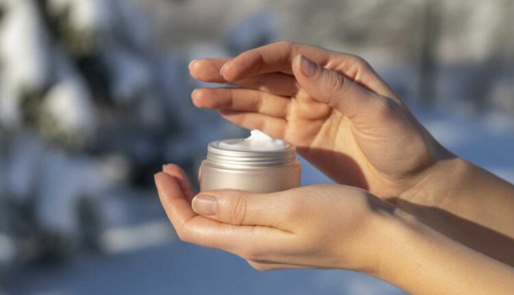A fórmula mais potente que salva unhas e pele no frio