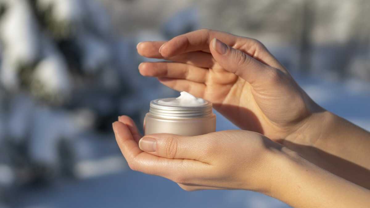 A fórmula mais potente que salva unhas e pele no frio