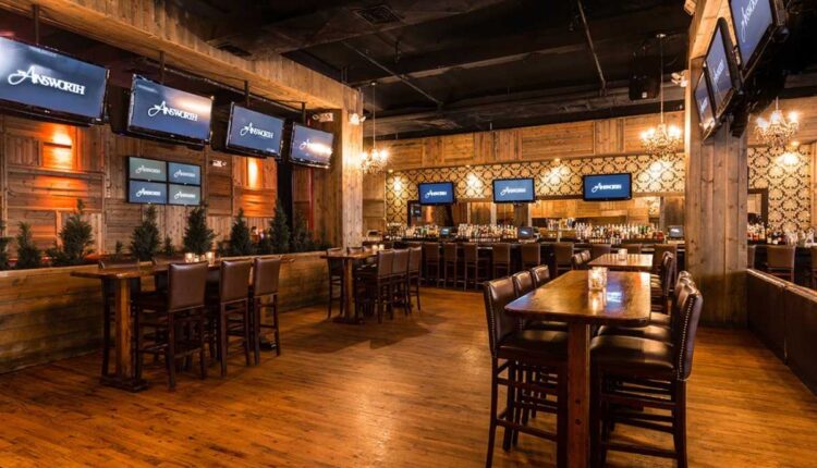 Finais e apostas do sofá ao pub