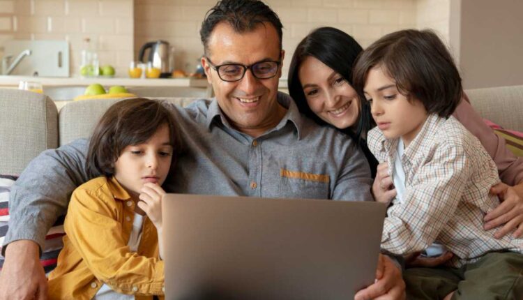 Melhores Dicas de Organização Digital Para Pais Que Gerenciam Documentos da Família